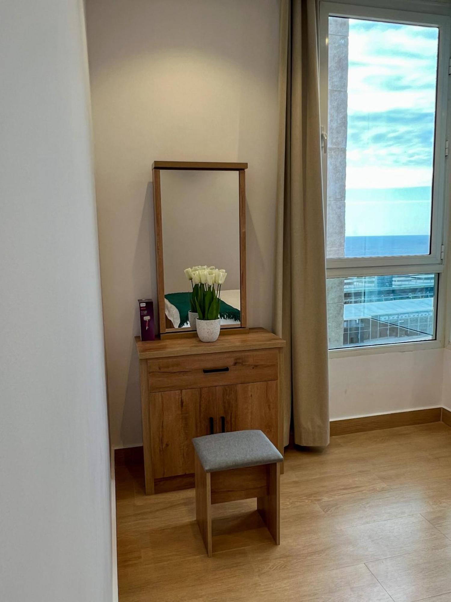Ferienwohnung Almasarat Tower Sea View Dschidda Exterior foto